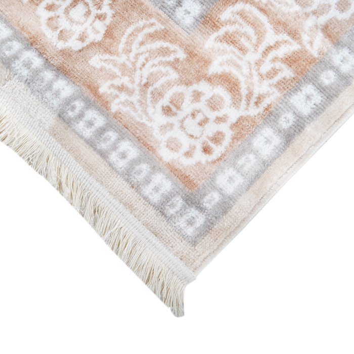 Mist Pink Traditional Rug